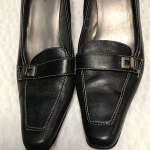 MARIPE Womens BLack Slip on LOAFER Heels SHOES SIZE 6.5